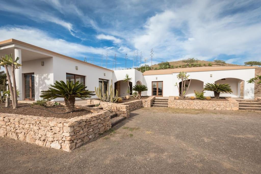 הוילה Tuineje Casa El Kornao, Fuerteventura מראה חיצוני תמונה