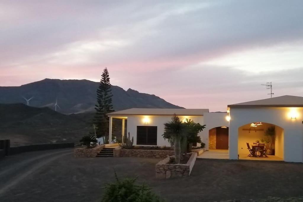 הוילה Tuineje Casa El Kornao, Fuerteventura מראה חיצוני תמונה